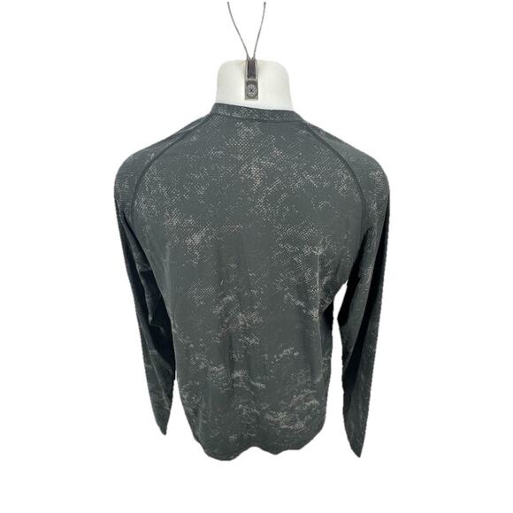 Lululemon Large Men Metal Vent Long Sleeve T-shirt Crewneck Lightweight 41-6 - Picture 4 of 10